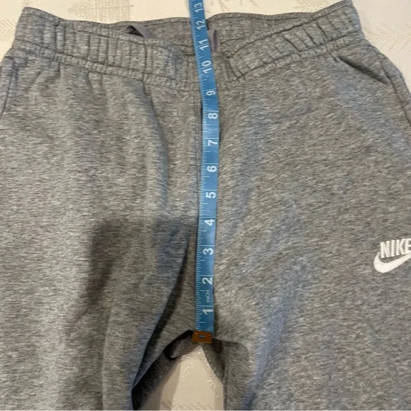 Nike Sportswear Club Fleece Sweatpants - Picture 4 of 7